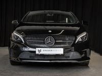 Gebraucht Mercedes A180 122 PS (89 kW) 2016 Schwarz Limousine
