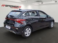 Gebraucht Hyundai i20 101 PS (74 kW) 2024 Schwarz Limousine