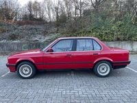 Gebraucht BMW 316 99 PS (72 kW) 1989 Rot Limousine