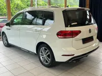 Gebraucht VW Touran Highline 150 PS (110 kW) 2018 Weiß Van / Kleinbus