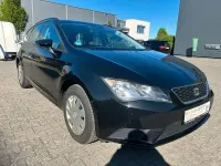 Usado Seat Leon ST Reference 86 HP (63 kW) 2017 Preto Carrinha