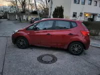 Gebraucht Hyundai ix20 90 PS (66 kW) 2011 Rot Kleinwagen