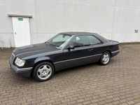 Gebraucht Mercedes E220 150 PS (110 kW) 1993 Coupé
