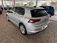 Gebraucht VW Golf Life 116 PS (85 kW) 2023 Silber Limousine