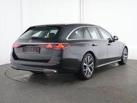 Gebraucht Mercedes E300 Avantgarde 204 PS (150 kW) 2025 Schwarz Limousine