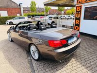 Gebraucht BMW 330 Cabriolet 245 PS (180 kW) 2010 Grau Cabrio