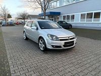 Gebraucht Opel Astra Sport 200 PS (147 kW) 2005 Starsilber iii m2 Kleinwagen
