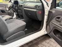 Gebraucht Renault Clio II 58 PS (42 kW) 2009 Weiß Kleinwagen