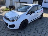 Gebraucht Kia Rio Attract 86 PS (63 kW) 2013 Weiß Limousine