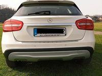Gebraucht Mercedes GLA200 156 PS (114 kW) 2014 Weiß SUV