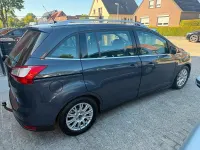 Gebraucht Ford Grand C-Max 116 PS (85 kW) 2011 Van / Kleinbus