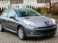 Gebraucht Peugeot 206+ Basis 75 PS (55 kW) 2009 Grau Kleinwagen