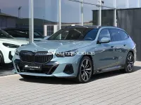 Gebraucht BMW 540 M Sport 303 PS (222 kW) 2025 Cape york gruen metallic Kombi