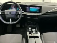 Usado Opel Astra 131 HP (96 kW) 2025 Prateado Citadino