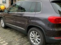 Gebraucht VW Tiguan 125 PS (91 kW) 2016 Grau metallic SUV