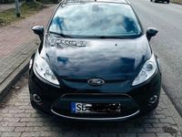 Gebraucht Ford Fiesta Titanium 82 PS (60 kW) 2011 Schwarz Kleinwagen
