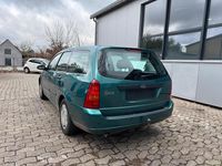 Gebraucht Ford Focus 100 PS (73 kW) 1999 Grün Kombi