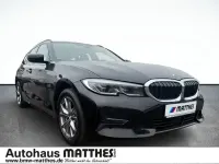 Gebraucht BMW 330e Sport Line 292 PS (214 kW) 2022 Schwarz Kombi