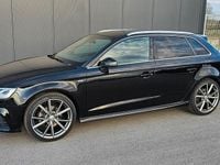 Second-hand Audi A3 S-Line 150 CP (110 kW) 2017 Negru Berlinǎ
