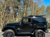 Käytetty Jeep Wrangler 200 HP (147 kW) 2015 Musta Katumaasturi