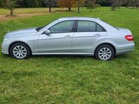 Gebraucht Mercedes E200 Avantgarde 184 PS (135 kW) 2010 Silber Limousine