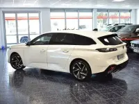 Gebraucht Peugeot 308 Allure 131 PS (96 kW) 2023 Weiss banquise Kombi