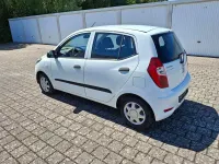 Gebraucht Hyundai i10 Edition 69 PS (50 kW) 2013 Weiß Kleinwagen