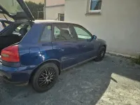 Second-hand Audi A3 101 CP (74 kW) 1999 Albastru Hatchback