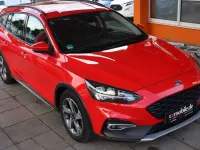 Gebraucht Ford Focus Active X 150 PS (110 kW) 2020 Rot Kombi