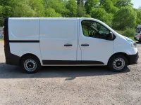 Gebraucht Renault Trafic Komfort 121 PS (88 kW) 2019 Weiß Van / Kleinbus