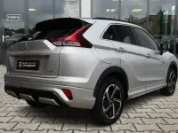 Usado Mitsubishi Eclipse Cross Intense+ 188 CV (138 kW) 2023 Gris SUV