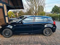 Gebraucht BMW 116 122 PS (89 kW) 2007 Schwarz Kleinwagen