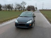 Gebraucht Ford Focus 115 PS (84 kW) 2000 Blau Coupé