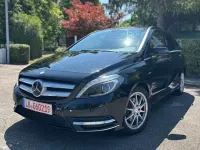 Gebraucht Mercedes B180 122 PS (89 kW) 2011 Schwarz Kleinwagen