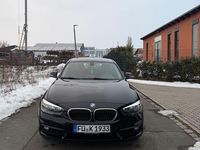 Gebraucht BMW 118 Advantage 136 PS (100 kW) 2018 Schwarz Kleinwagen