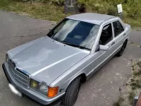 Gebraucht Mercedes 190 160 PS (117 kW) 1992 Silber Limousine