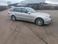 Gebraucht Mercedes E500 Avantgarde 306 PS (225 kW) 2005 Silber Kombi