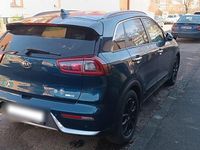 Gebraucht Kia Niro Spirit 105 PS (77 kW) 2016 Blau SUV