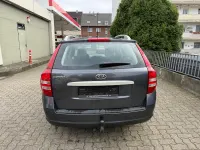 Gebraucht Kia Ceed 126 PS (92 kW) 2009 Grau Kleinwagen