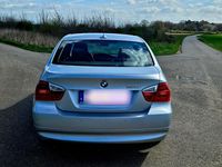 Gebraucht BMW 325 218 PS (160 kW) 2006 Silber Limousine