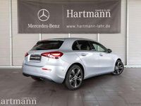 Gebraucht Mercedes A180 Advanced 136 PS (100 kW) 2024 Hightechsilber Kleinwagen