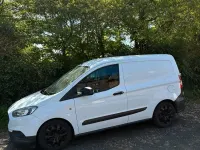 Gebraucht Ford Transit 2017 Weiß Van / Kleinbus