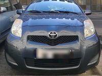 Gebraucht Toyota Yaris 59 PS (43 kW) 2009 Blau Kleinwagen