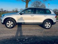 Gebraucht VW Touareg 239 PS (175 kW) 2010 Silber SUV