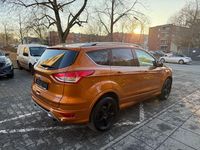 Gebraucht Ford Kuga Individual 182 PS (133 kW) 2015 Orange SUV