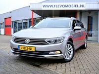 Gebraucht VW Passat 120 PS (88 kW) 2016 Grau Kombi