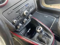 Gebraucht Audi A1 Attraction 86 PS (63 kW) 2012 Weiß Kleinwagen