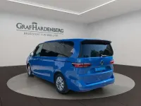 Gebraucht VW Multivan Life 150 PS (110 kW) 2025 Blau Van / Kleinbus