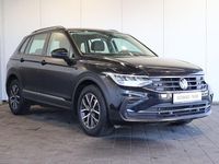 Gebraucht VW Tiguan Life 150 PS (110 kW) 2022 Schwarz SUV