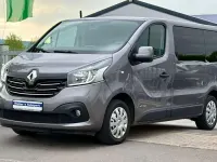 Gebraucht Renault Trafic Expression 125 PS (91 kW) 2017 Grau Van / Kleinbus